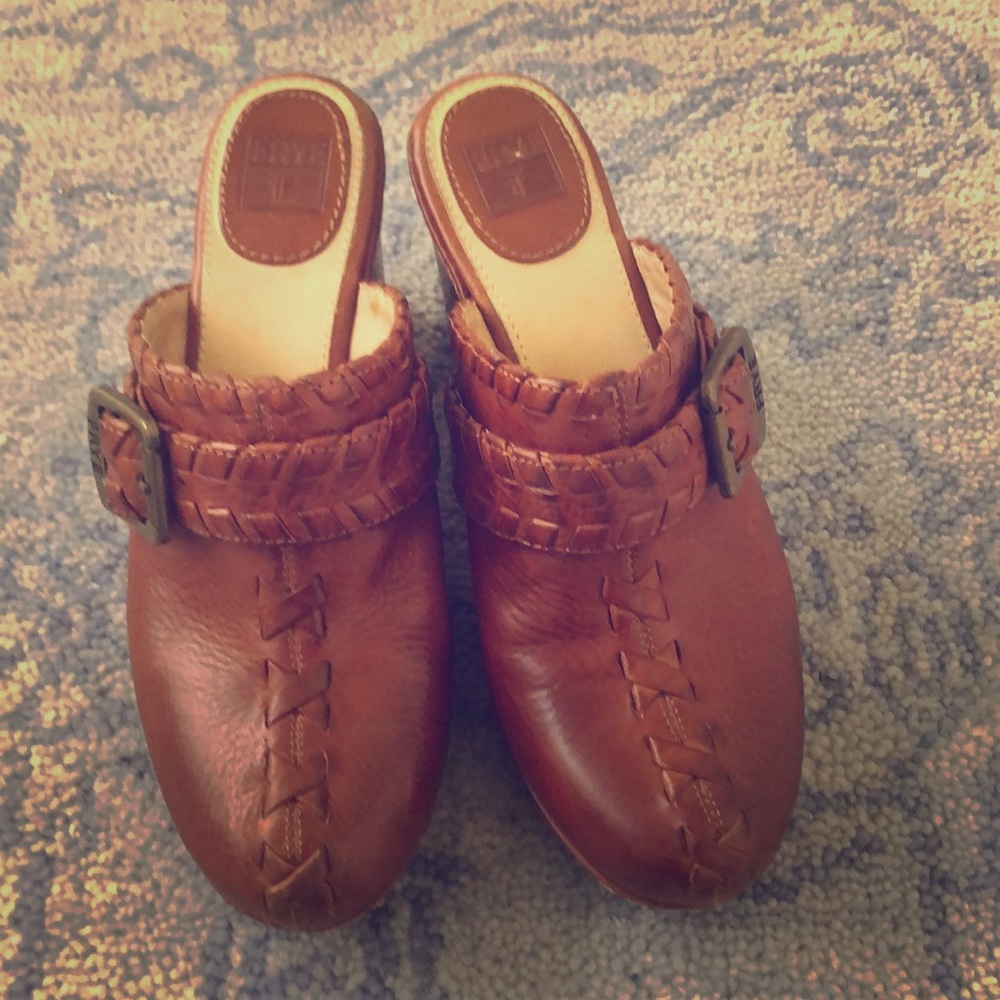Frye Leather Clogs